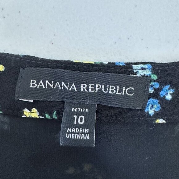 Banana Republic Mini Skirt Size 10 petite Black Wrap Ditsy Floral - Picture 3 of 8